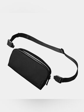 ALPACA Flight Pouch Pro Black Zippered Pouch Crossbody Black NWT